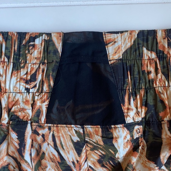 New Free People The Way Home Smocked Waist Running Athletic Shorts Floral Size S - Picture 9 of 9